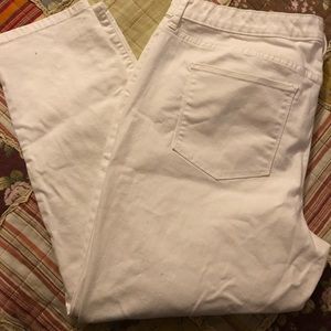 White Capri Pants